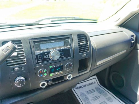 Used 2008 GMC Sierra 1500 SLE w/ Power Pack Plus AWD/4WD image 13