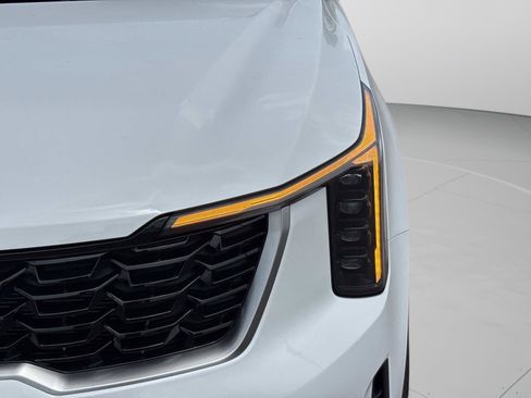 New 2026 Kia Sorento S FWD image 32