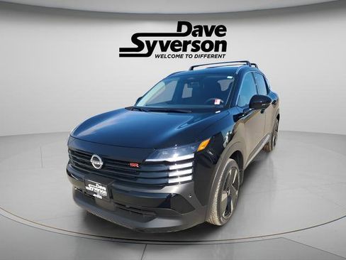 New 2026 Nissan Kicks SR w/ Cold Weather Package image 1