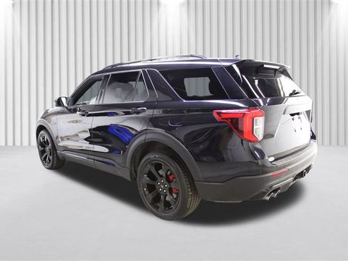 Used 2020 Ford Explorer ST w/ ST Street Pack image 5