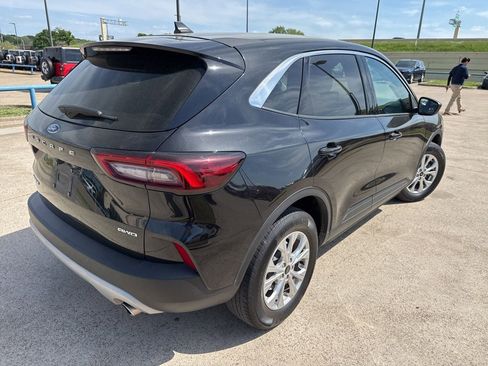 Used 2023 Ford Escape Active image 11