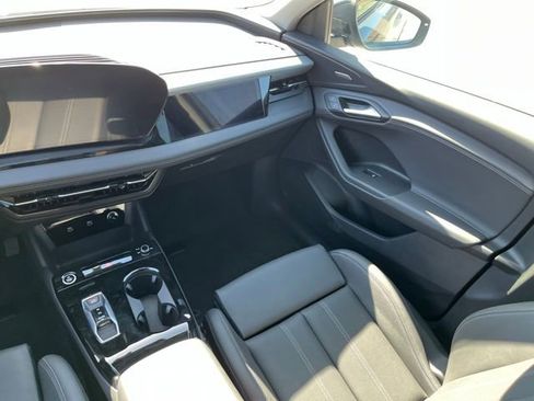 Used 2025 Audi Q6 e-tron Prestige w/ Black Warm Weather Package AWD/4WD image 18