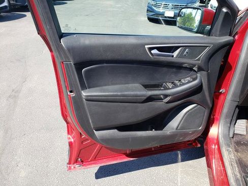Used 2016 Ford Edge SEL w/ Equipment Group 201A AWD/4WD image 11