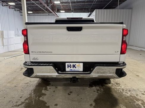 Used 2022 Chevrolet Silverado 1500 LT image 5