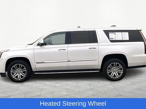 Used 2020 Cadillac Escalade ESV 2WD image 5