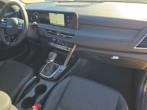 New 2026 Kia Seltos EX FWD image 11