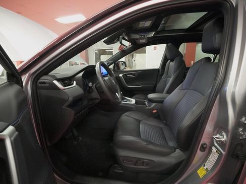 Used 2025 Toyota RAV4 XSE w/ Advanced Technology Package image 10