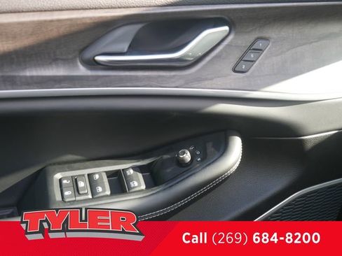 New 2026 Jeep Grand Cherokee Limited w/ Limited Altitude Package AWD/4WD image 20