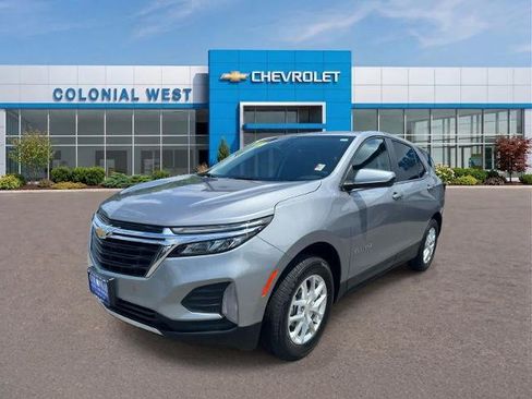 Used 2023 Chevrolet Equinox LT w/ Driver Convenience Package AWD/4WD image 2