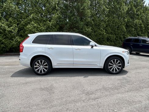 Certified 2023 Volvo XC90 B6 Plus AWD/4WD image 2