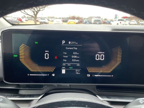 New 2026 Kia Carnival EX image 29