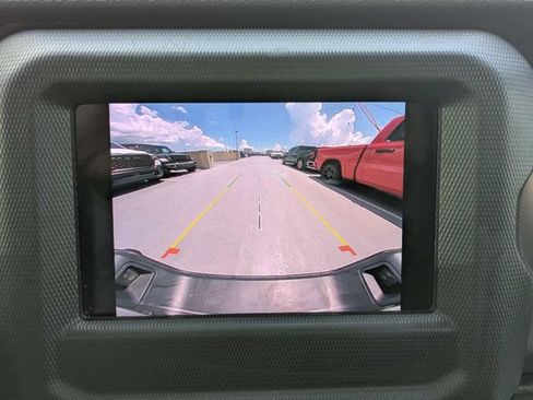 Used 2023 Jeep Gladiator Overland AWD/4WD image 20