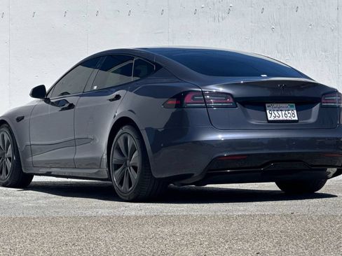 Used 2022 Tesla Model S AWD/4WD image 5