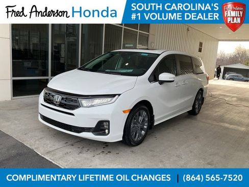 New 2026 Honda Odyssey Touring image 1