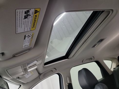 Used 2020 MAZDA CX-5 Touring image 24