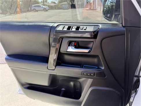 Used 2020 Toyota 4Runner Nightshade AWD/4WD image 36