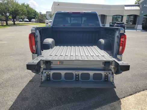 Used 2024 GMC Sierra 1500 SLT w/ SLT Convenience Package AWD/4WD image 30