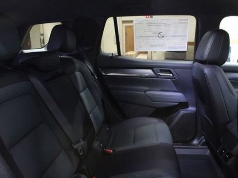 New 2026 GMC Terrain AT4 w/ Technology Package II AWD/4WD image 11