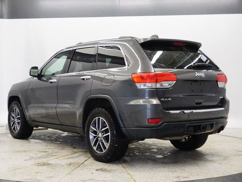 Used 2017 Jeep Grand Cherokee Limited w/ Trailer Tow Group IV image 3