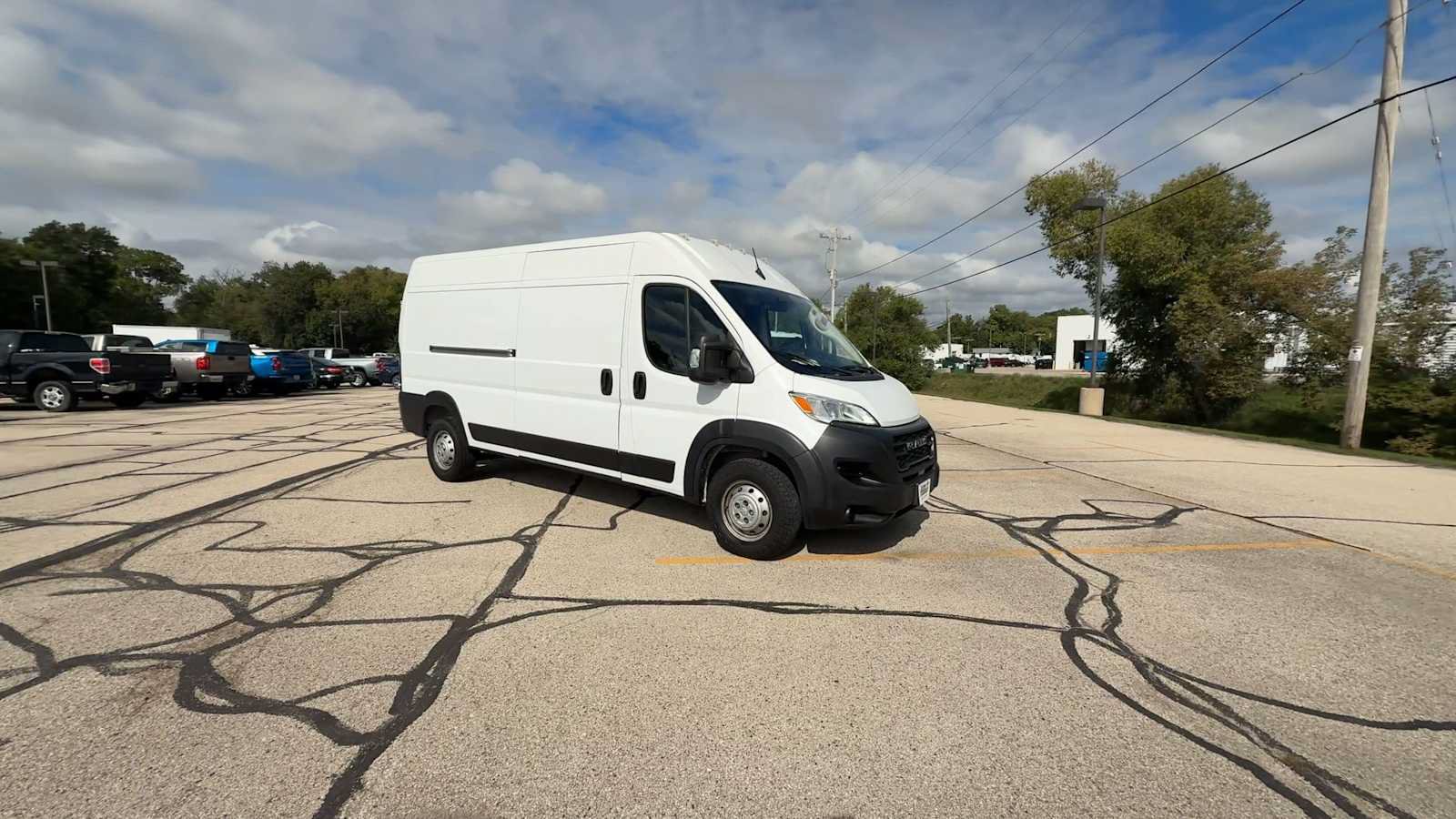 Used 2023 RAM ProMaster 2500 FWD image 4