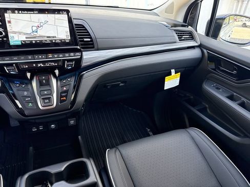 New 2026 Honda Odyssey Elite image 14