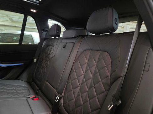 Used 2026 BMW X5 xDrive40i w/ M Sport Package AWD/4WD image 18
