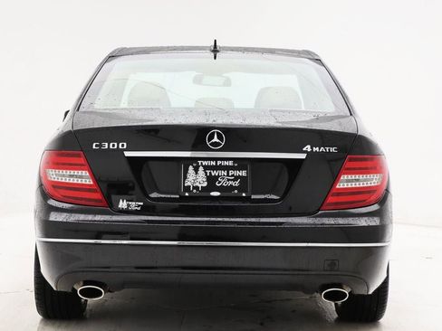 Used 2013 Mercedes-Benz C 300 4MATIC Sedan image 7