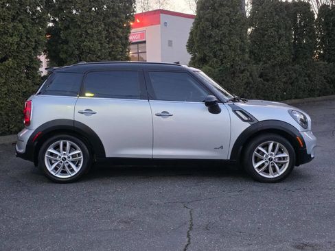 Used 2014 MINI Cooper Countryman S image 4