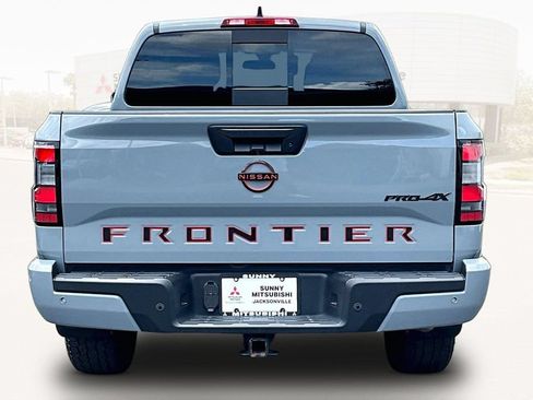 Used 2024 Nissan Frontier PRO-4X w/ Technology Package AWD/4WD image 5
