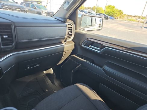 Used 2023 Chevrolet Silverado 1500 LT w/ Protection Package image 9