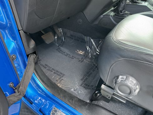 Used 2024 Jeep Wrangler Sport AWD/4WD image 16