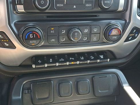 Used 2018 GMC Sierra 2500 SLT w/ Duramax Plus Package AWD/4WD image 16
