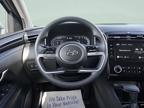 Certified 2023 Hyundai Tucson SEL AWD/4WD image 16