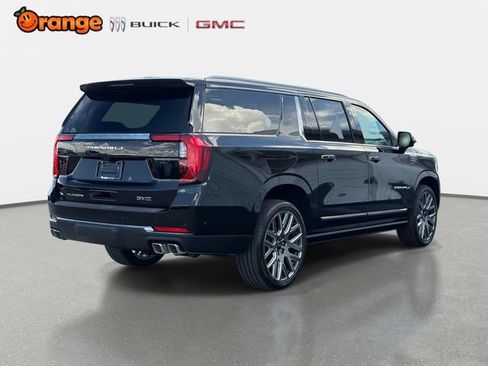 New 2026 GMC Yukon XL Denali Ultimate AWD/4WD image 3