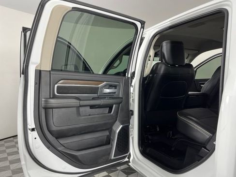 Used 2024 RAM 2500 Laramie w/ Safety Group AWD/4WD image 45