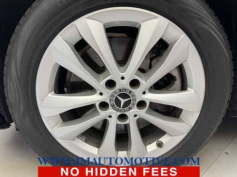 Used 2019 Mercedes-Benz C 300 4MATIC Sedan image 9