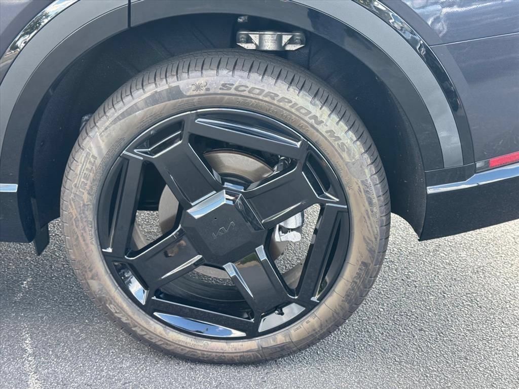 Certified 2027 Kia Telluride EX X-Line w/ Towing Package AWD/4WD image 9