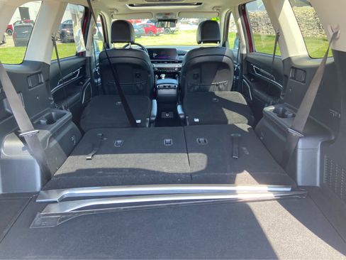 Used 2024 Kia Telluride S w/ S Sunroof Package FWD image 9