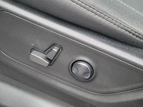 Used 2023 RAM 1500 Big Horn AWD/4WD image 7