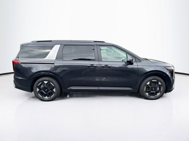 Certified 2026 Kia Carnival EX FWD image 4