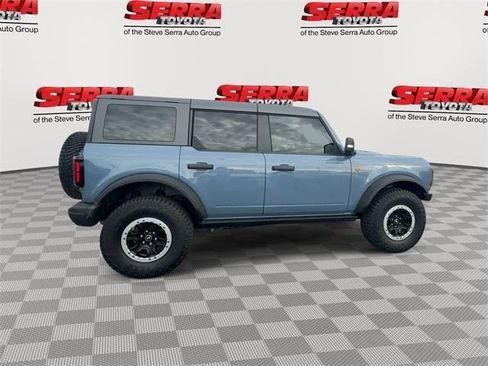 Used 2024 Ford Bronco Badlands image 10