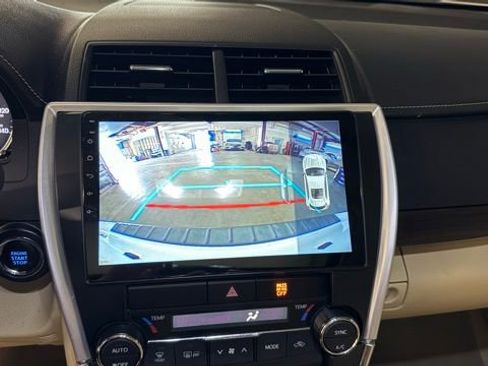 Used 2017 Toyota Camry SE FWD image 35