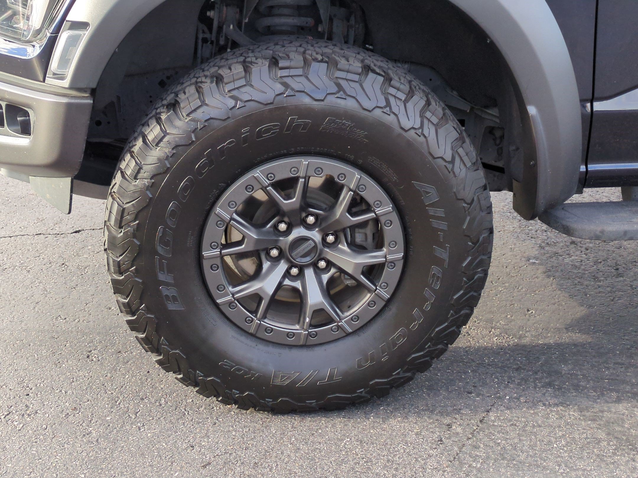 Used 2021 Ford F150 Raptor w/ Raptor 37 Performance Package AWD/4WD image 11