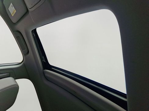 Used 2020 Honda CR-V Touring image 15