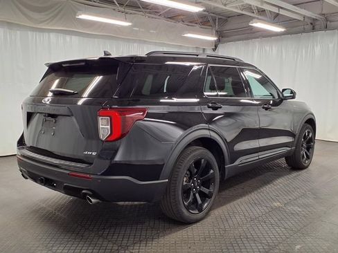 Certified 2024 Ford Explorer ST-Line w/ Class IV Trailer Tow Package AWD/4WD image 25