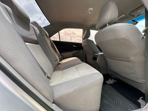 Used 2012 Toyota Camry LE FWD image 15