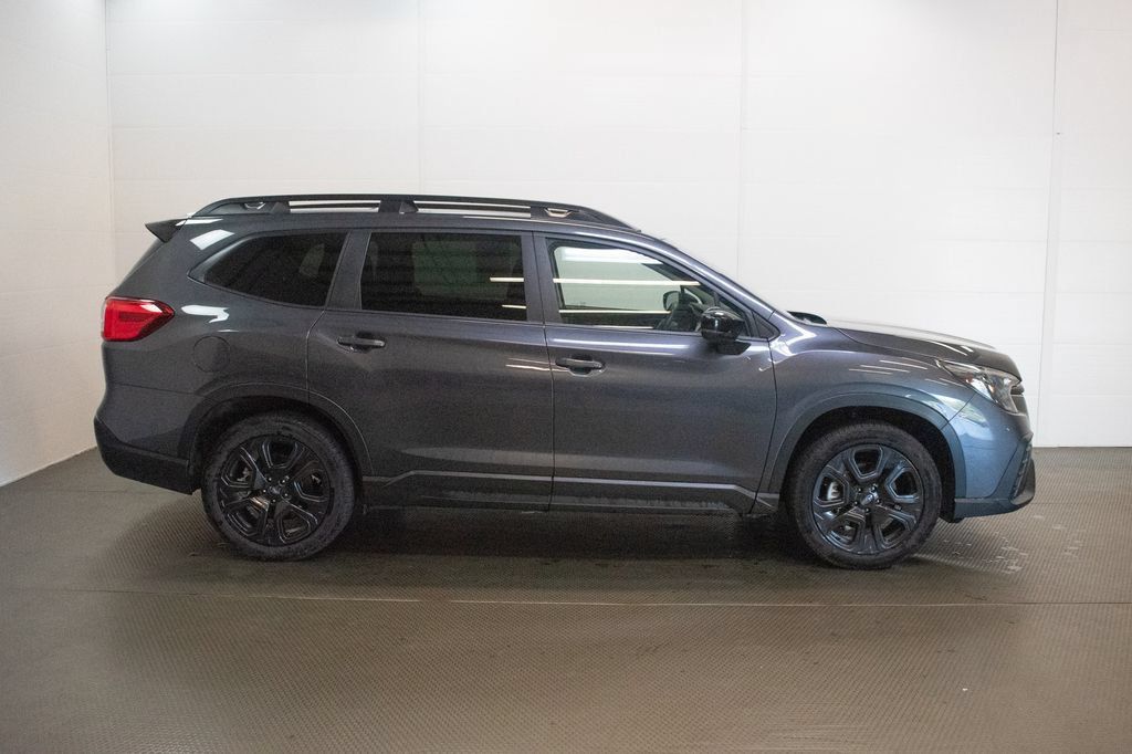 Used 2025 Subaru Ascent Onyx Edition AWD/4WD image 3