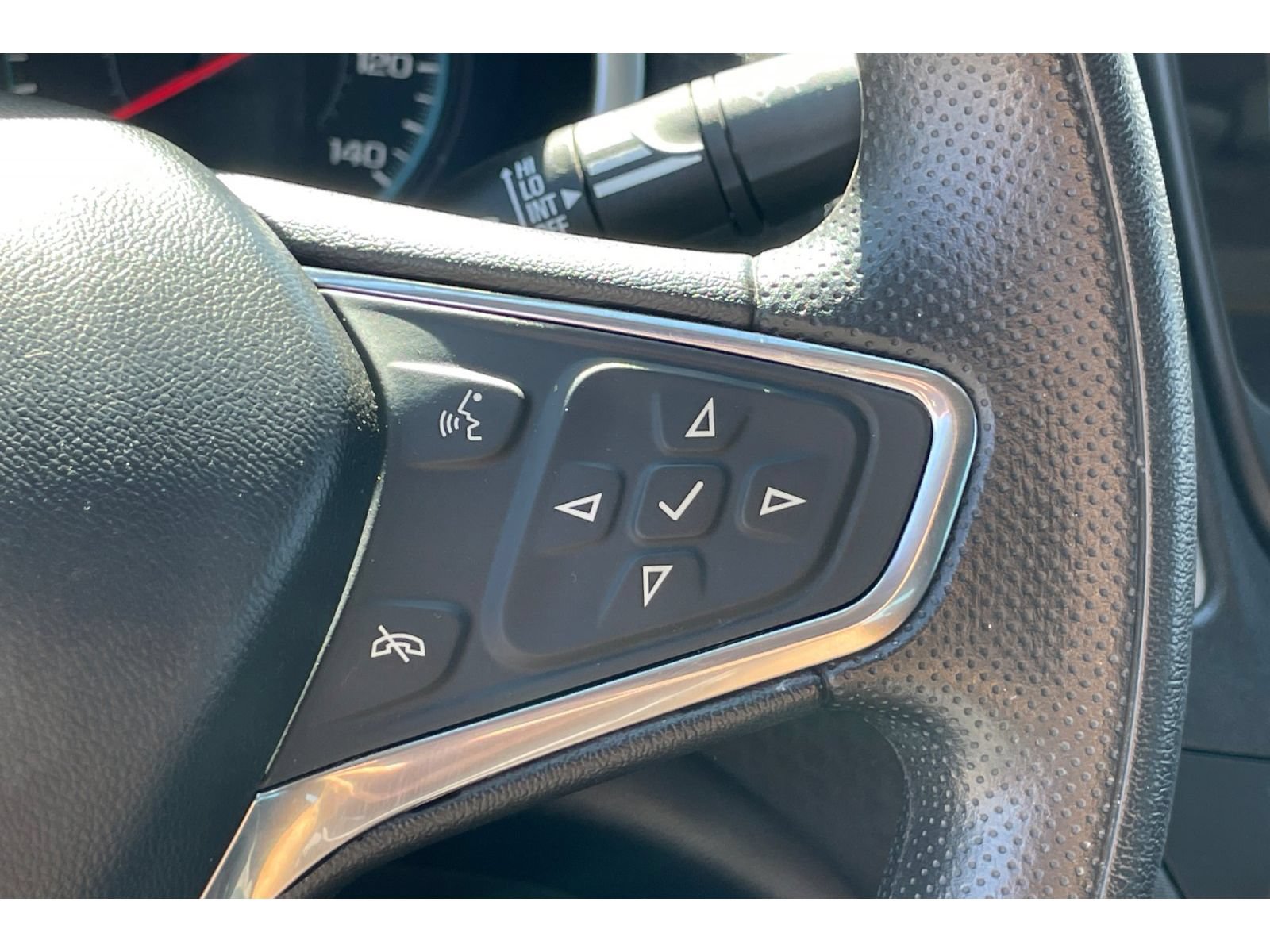 Used 2020 Chevrolet Malibu LS FWD image 33