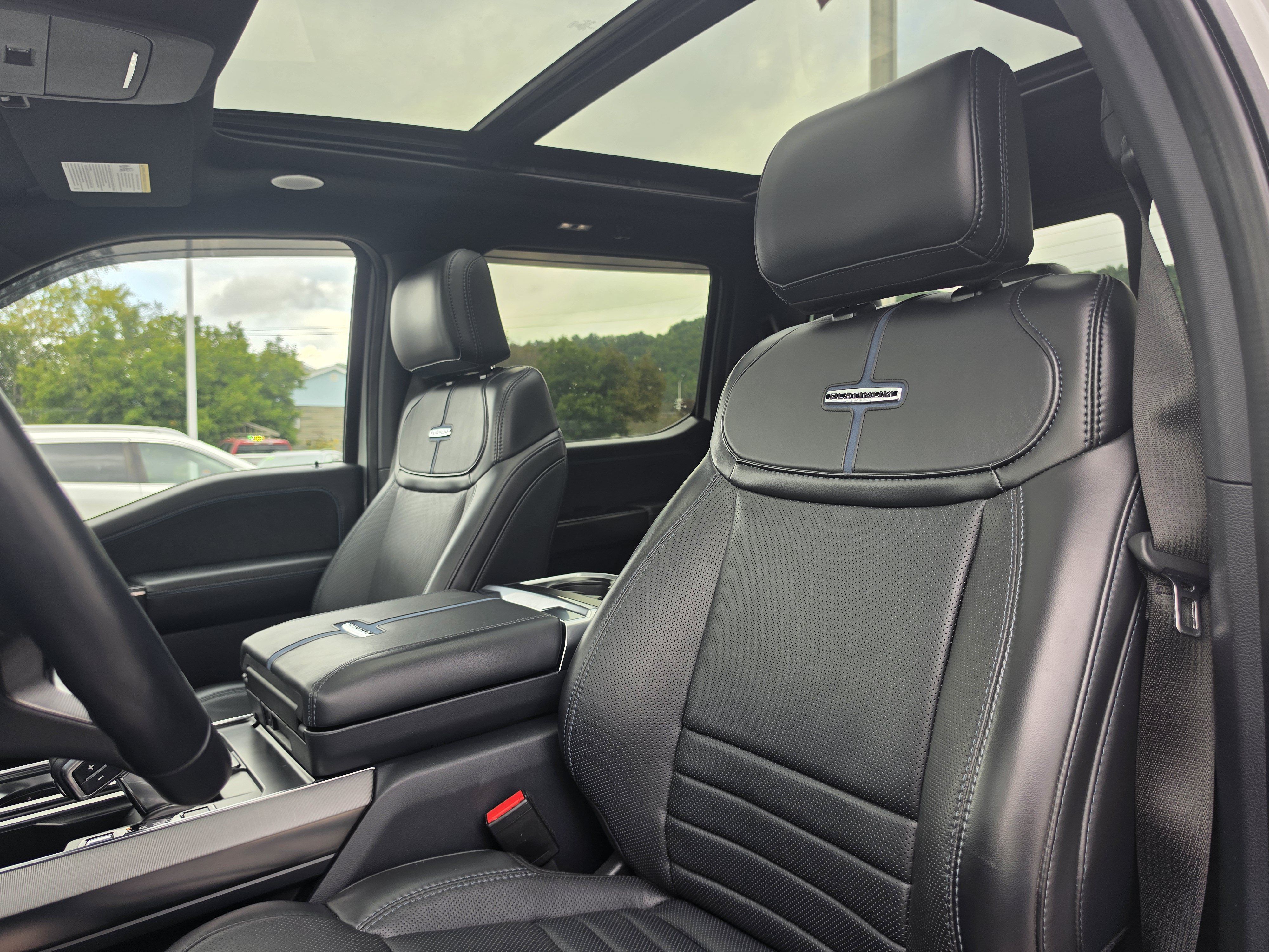 Used 2024 Ford F150 Platinum AWD/4WD image 14