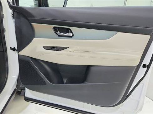Certified 2025 Nissan Murano SL AWD/4WD image 27